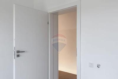 Casa / Vila cu 4 camere de vanzare - 11