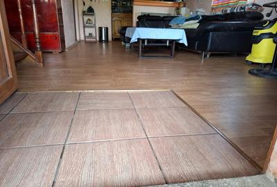 Casă cu 4 camere cu Teren 300 Mp în Central - 7