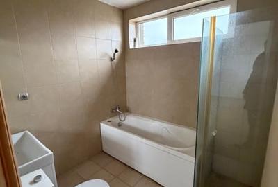 Tunari 1 Decembrie Nr.136 - 14