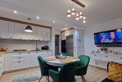 Apartament cu 4 camere decomandat, mobilat în 1 Decembrie 1918 - 2