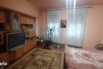 Casă cu 3 camere cu Canalizare în Central - 18