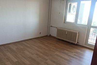 Piata Victoriei, stradal, ideal birouri, nemobilat, vedere spre Guvern - 4