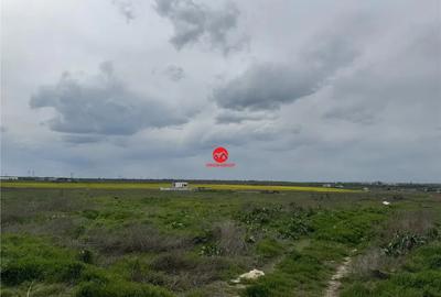 Teren de 2500 mp, în Boreal