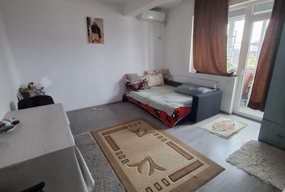 Apartament cu 2 camere decomandat, mobilat în Metalurgiei