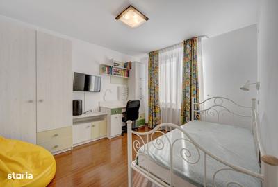 Casă cu 7 camere cu Teren 300 Mp în Ghencea - 12