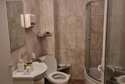 Studio/garsoniera|5 min pana la metrou|centrala proprie|zonă dormitor separata - 3