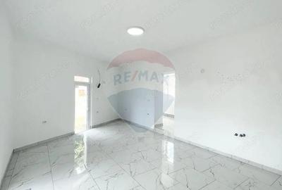 Spa?iu comercial stradal de inchiriat - 11