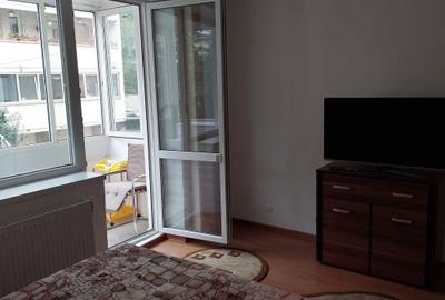 Garsonieră decomandată în Central - 5