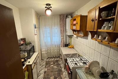 Apartament cu 4 camere decomandat în Burdujeni - 4