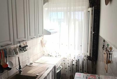 Apartament cu 2 camere nedecomandat în Narcisa