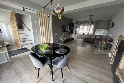 Casă cu 4 camere cu Teren 400 Mp în Central