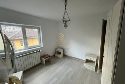 Apartament cu 3 camere decomandat în Central - 2