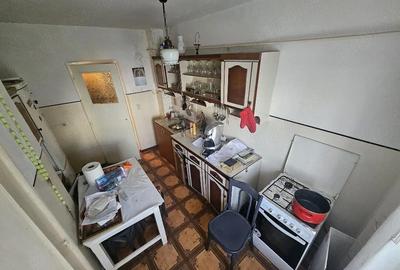 Apartament cu 3 camere decomandat, mobilat în Sud - 8