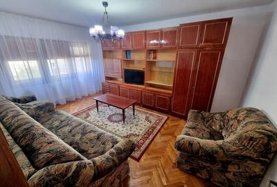 Apartament cu 3 camere decomandat, mobilat în Casa de Cultură - 1