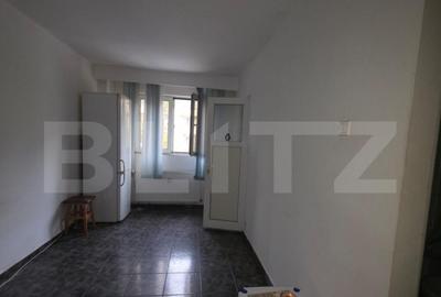 Garsoniera, 22 mp, zona Democratiei - 3