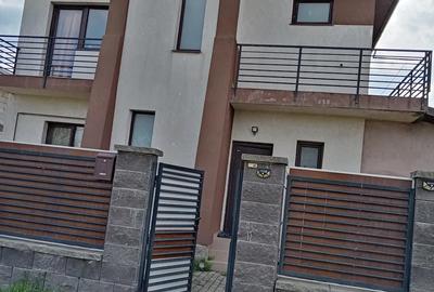 Casă cu 3 camere cu Teren 318 Mp în Central - 5