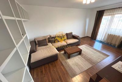 Apartament cu 3 camere semidecomandat, mobilat în Între Lacuri