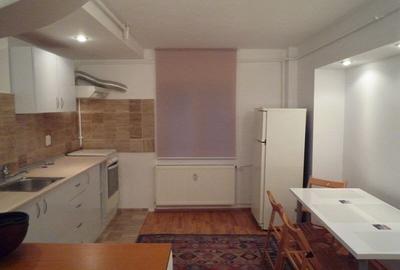 Apartament cu 2 camere decomandat, mobilat în Aviației