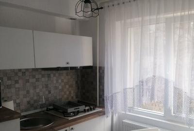Garsonieră decomandată în Brâncoveanu