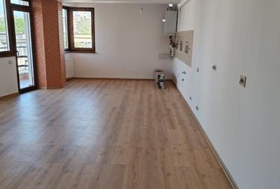 Apartament 2 cam | Mall Vitan | 81 mp | centrala termica | bloc 2009 - 2