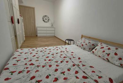Apartament cu 3 camere decomandat în 9 Mai - 5