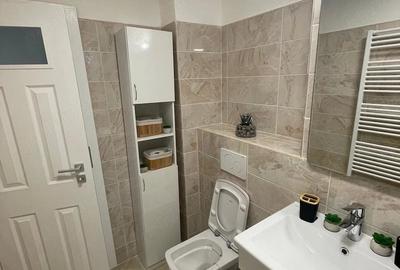 Apartament cu 2 camere decomandat în 22 Decembrie - 2