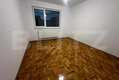 Casă cu 4 camere cu Teren 500 Mp în Central - 8