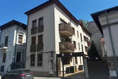 Spatiu Birou, Str. Louis Blanc/Paris,Guvern, Parcare, Piața Victoriei - 12