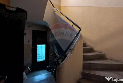 Casă cu 11 camere cu Teren 330 Mp în Iancului - 15