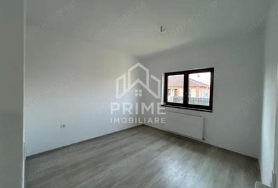 Casă cu 3 camere cu Teren 320 Mp în Central - 1