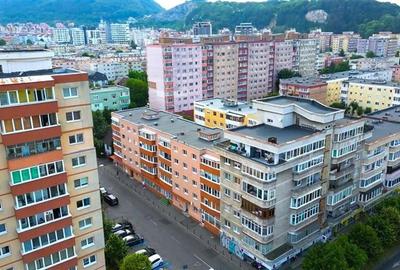 Spatiu comercial,vitrinat,doua intrari,acces facil, Calea Bucuresti,Astra,Brasov - 1