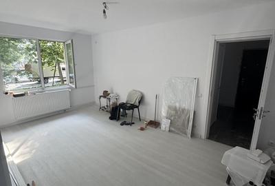 Apartament cu 2 camere semidecomandat în Vitan - 4