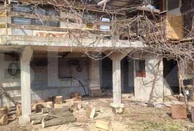 Casă cu 4 camere cu Teren 750 Mp în Poiana - 6