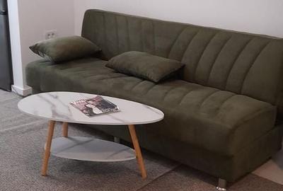 Apartament cu 2 camere semidecomandat, mobilat în Central