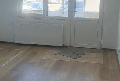 Inchiriez aparatament 3 camere - 4