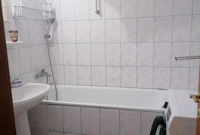 Apartament cu 3 camere decomandat în Decebal - 8