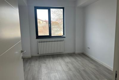 Apartament cu 3 camere decomandat în Tătărași - 9