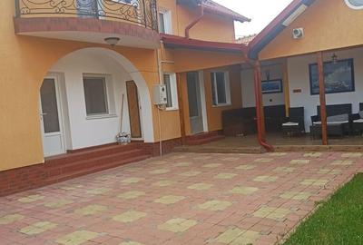 Casă cu 4 camere cu Teren 300 Mp în Central - 8