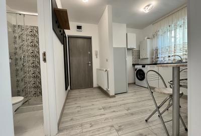 Garsonieră decomandată în 9 Mai - 5