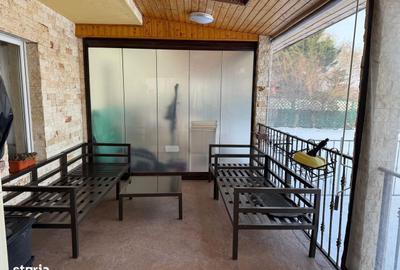 Casă cu 4 camere în Central