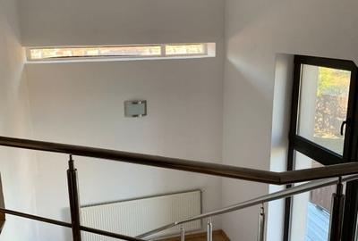 Spatiu comercial cu 12 incaperi si suprafata de 630 mp, zona Mircea cel Batran Spatiu comercial cu 12 incaperi si suprafata de 630 mp, zona Mircea cel Batran - 6