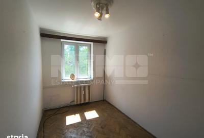 Apartament cu 3 camere semidecomandat în Ultracentral