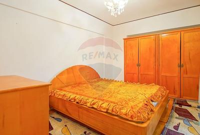 Apartament cu 4 camere decomandat, mobilat în Vlahuță - 15