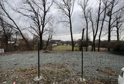 Teren de 1500 mp, în Hotvon - 2