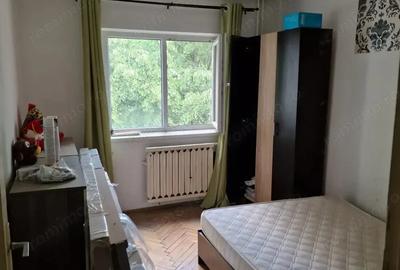 Apartament de 54mp cu 2 camere si 2 balcoane decomandat