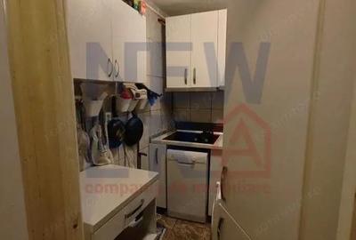 Apartament cu 2 camere de vanzare Piata Delfin - 10