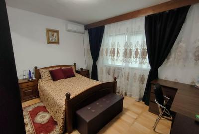 Apartament cu 4 camere decomandat, mobilat în Craiovița Nouă - 6