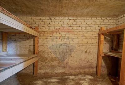 Casa saseasca de renovat, cu teren, ?cheii Bra?ovului - 16