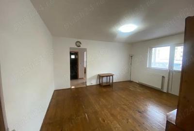 Apartament cu 2 camere semidecomandat în Cetate - 4