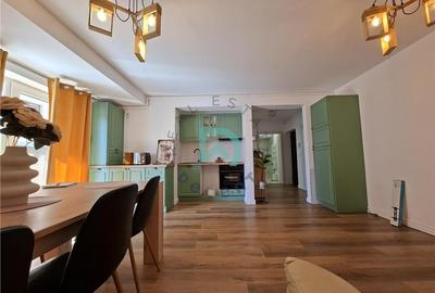 Apartament cu 3 camere decomandat în Tractorul - 2